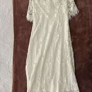 Lulu’s Lace White Dress size XS